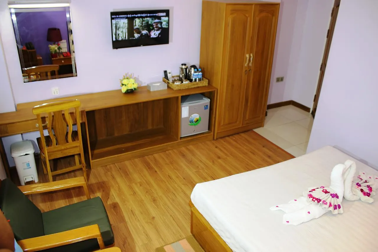 Sky Ace Motel Yangon
