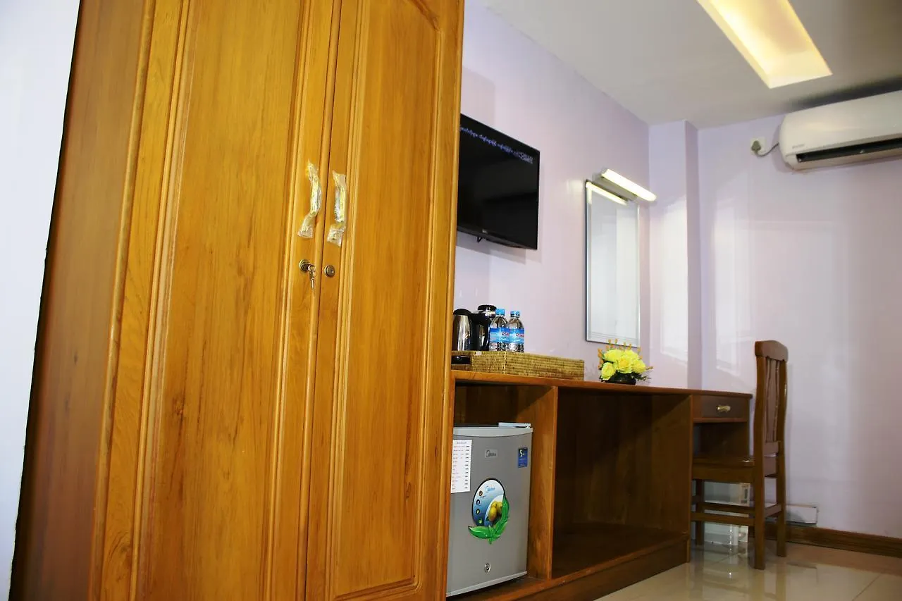 Sky Ace Motel Yangon
