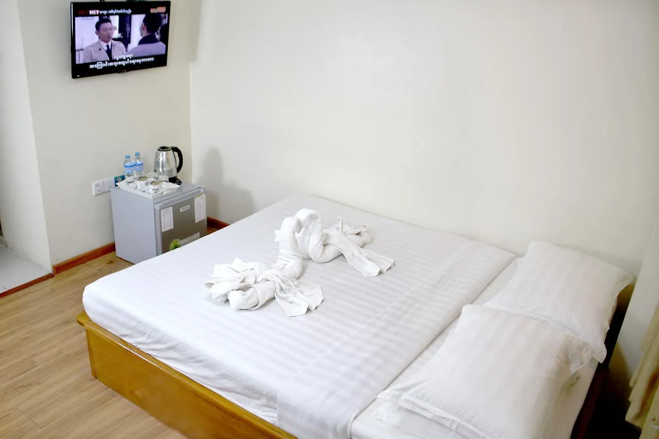 Sky Ace Motel Yangon